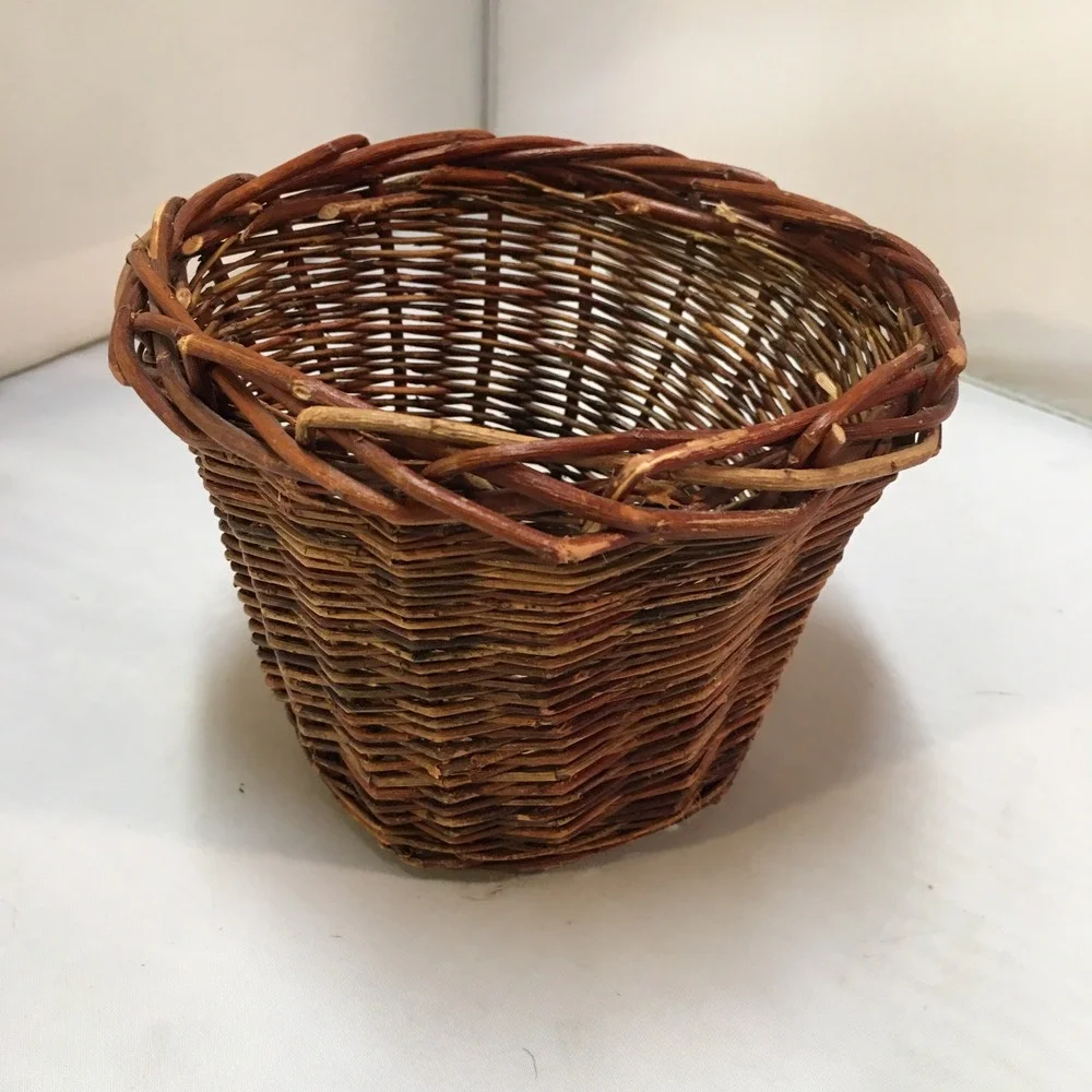 Woven Wicker Basket Home Decor Small Brown‎ Rustic Grapevine Style Bohemian